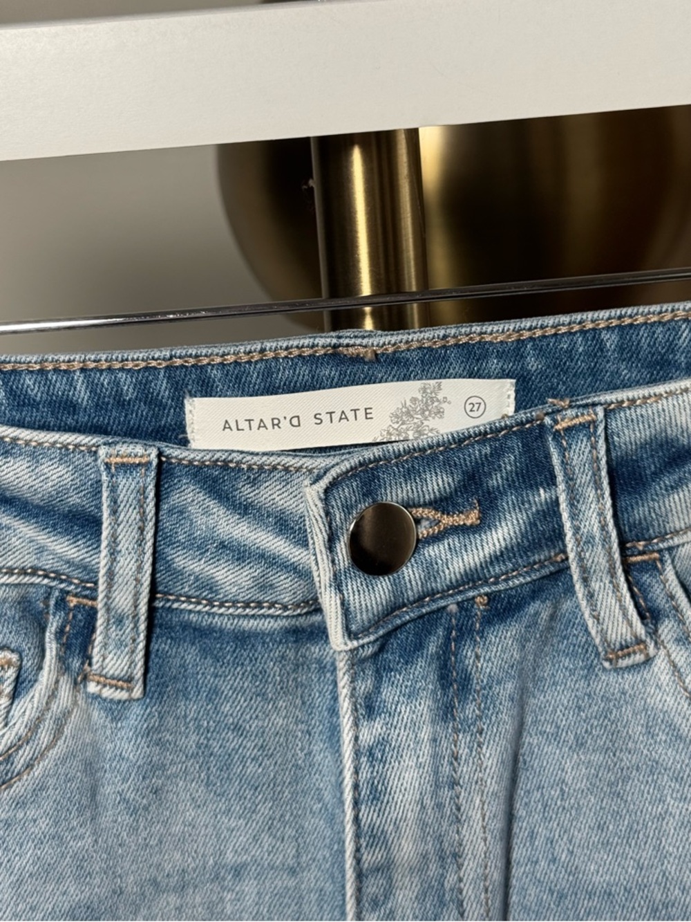 NWOT Altar’D State Light Wash Women's Distressed Straight Jeans | 27 - Picture 2 of 7